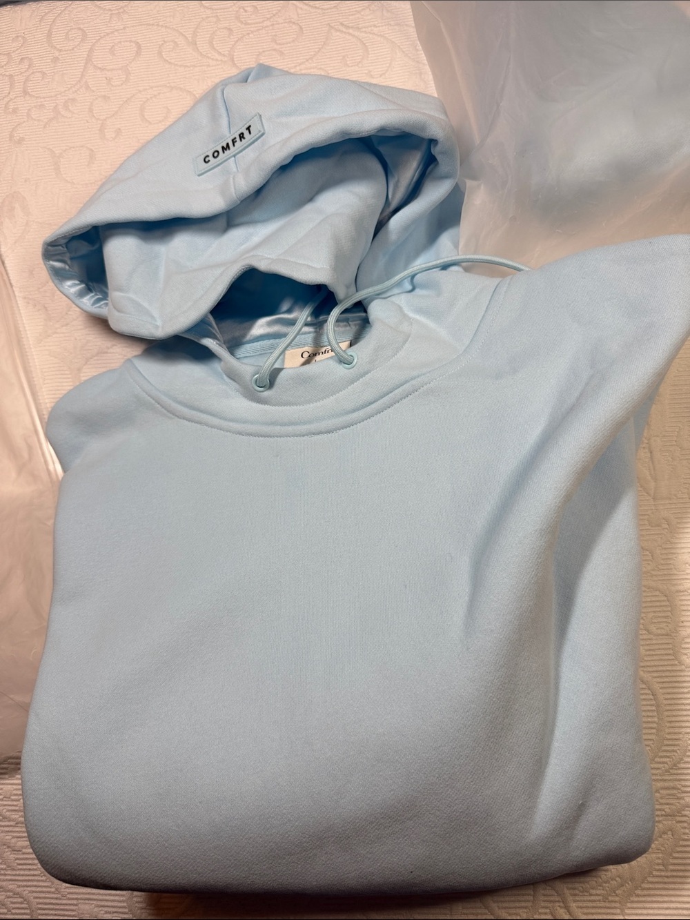 Comfrt  Airplane Mode VIP Baby Blue Loungewear Set (2-Pieces). Size Large - Picture 9 of 10
